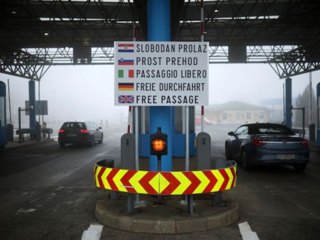 Vstupom Chorvátska do schengenu sa menia podmienky cestovania aj pre Slovákov