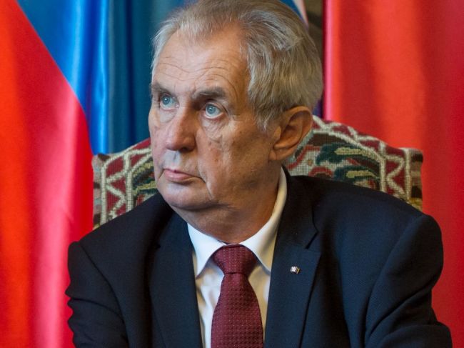 Zeman si želá prezidenta so skúsenosťami. Takýto človek je rizikom pre občanov aj sám pre seba