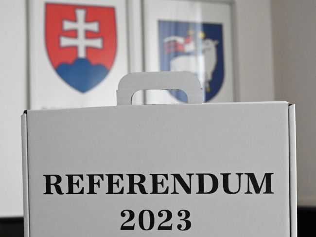 Referendum bude o týždeň, volič môže žiadať o prenosnú schránku