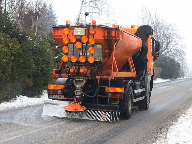 Na Slovensko sa vráti poľadovica, potrápi najmä tieto oblasti