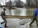 V Gemerskej Vsi vyhlásili tretí stupeň povodňovej aktivity