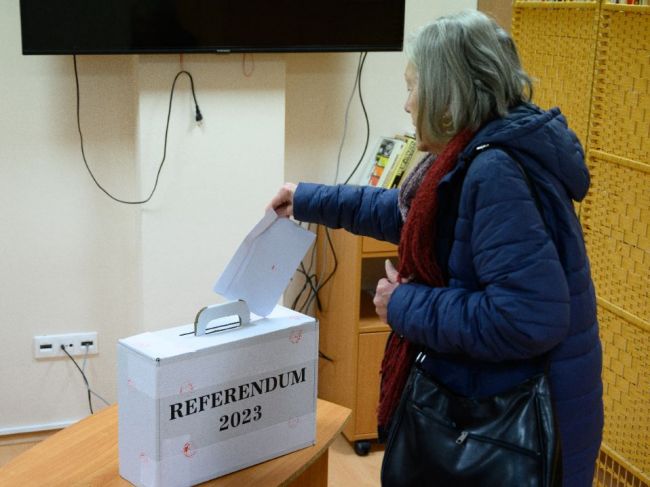 Referendum bude zrejme neplatné, účasť je zatiaľ 27,5 percenta