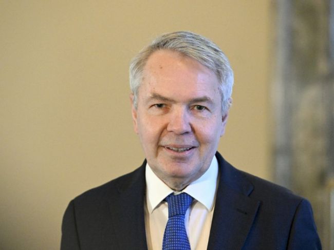 Šéf fínskej diplomacie verí v ratifikáciu vstupu do NATO do júla
