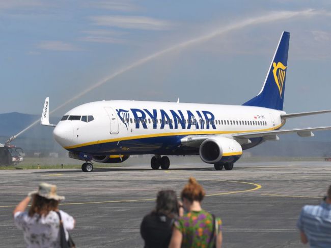 Ryanair spustil nábor zamestnancov na Ukrajine, očakáva návrat po vojne