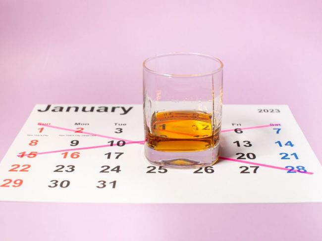 Absolvovali ste „suchý január“? Takto telo zareaguje na alkohol po mesačnej abstinencii