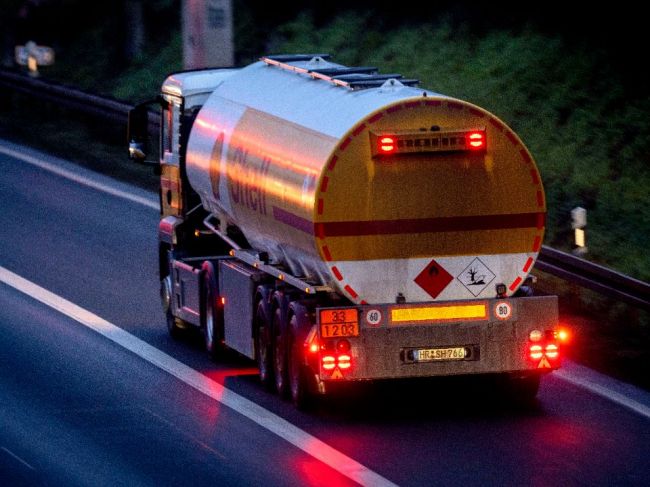 Krajiny EÚ sa dohodli na cenových stropoch na ropné produkty z Ruska