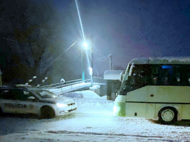 Vodič autobusu z Oravy viezol cestujúcich opitý