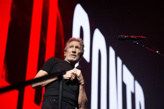 Ukrajina odsúdila vyjadrenia hudobníka Rogera Watersa o ruskej agresii