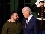 Zelenskyj sa Bidenovi poďakoval za slová podpory pre Ukrajinu