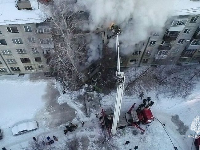 Medzi siedmimi obeťami výbuchu plynu a požiaru v Rusku je aj dvojročné dieťa