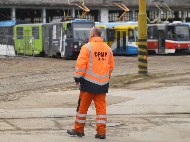Do štrajku sa zapojila väčšina vodičov košickej MHD, očakáva sa aj v stredu