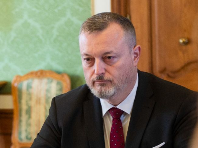 Krajniak: Úrady práce zaplatia občanom kurzy podľa ich výberu