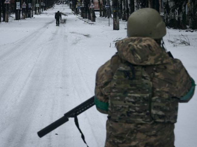 Americká armáda zadala objednávky na výrobu delostreleckých nábojov pre Ukrajinu