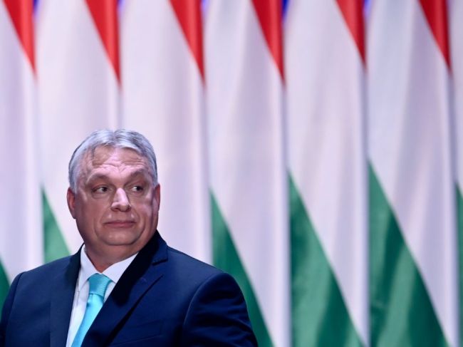 Orbán sa vyhráža vetom, chce upraviť sankčný zoznam osôb