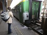 Opití cestujúci zastavili medzinárodný rýchlik, žiadali o privolanie záchranky