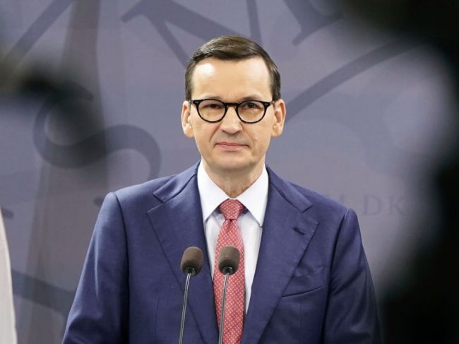 Morawiecki: Poľsko zníži dovoz ropy z Ruska "takmer na nulu"