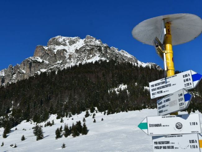 Viaceré turistické chodníky v Malej Fatre budú do polovice júna uzavreté