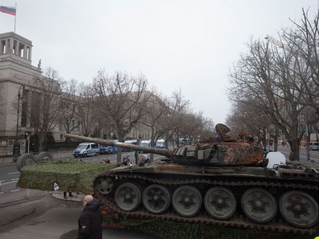 Rusko prišlo v bitke pri Vuhledare o vyše 130 tankov, tvrdí Ukrajina