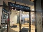 Po SVB zatvorili v USA ďalšiu banku, newyorskú Signature Bank