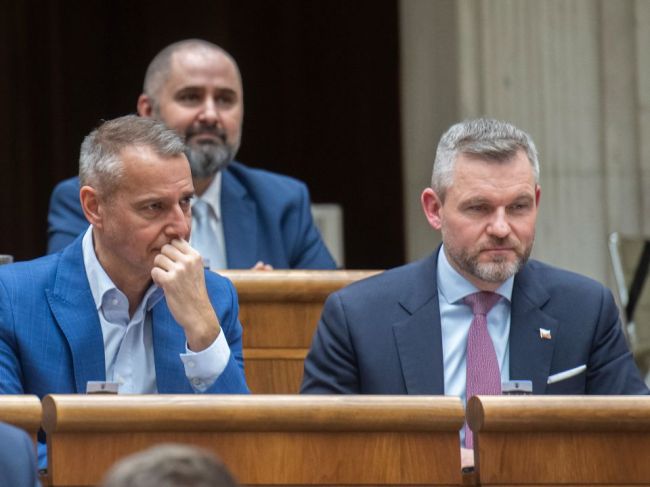 Pellegrini navrhne zmenu ústavy, má sa týkať predčasných volieb