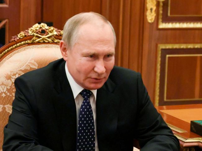 Putin: Rusko bojuje na Ukrajine o svoju existenciu