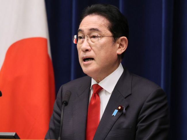 Japonský premiér Fumio Kišida cestuje na neohlásenú návštevu Ukrajiny