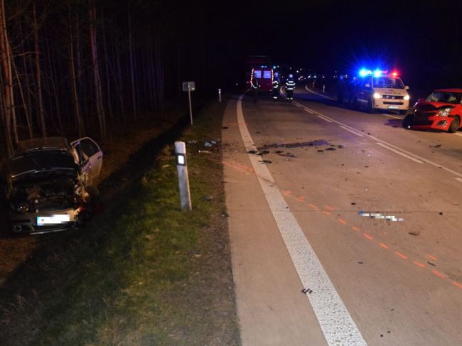 Dôchodkyňa s autom narazila do autobusu. Nachádzalo sa v ňom asi 20 osôb