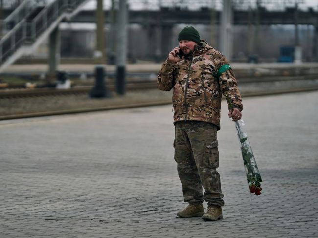 Na ukrajinských bojiskách prebiehajú popravy bez procesu, OSN vyjadrila znepokojenie