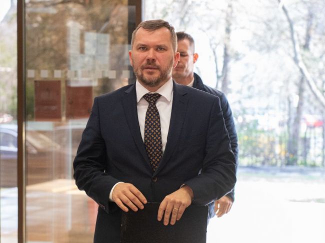 Karas pozastavil legislatívny proces k trestnej zodpovednosti šéfov nemocníc