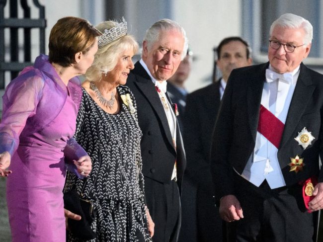 Karol III. vyzdvihol dôležitosť vzťahov Nemecka a Británie a ich pomoc Ukrajine