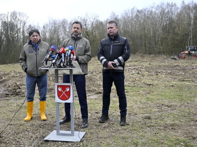 V areáli Chemko Strážske sa začína ďalšia etapa záchranných prác