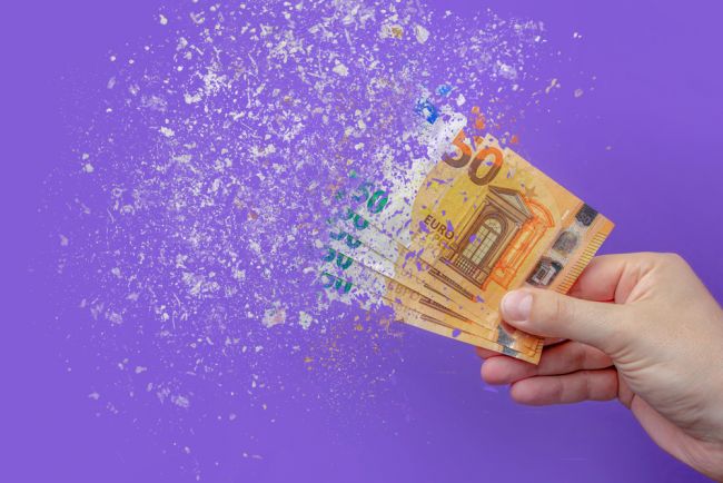 Prieskum: Časť Slovákov už valcujú dlhy, o finančnej rezerve nechyrujú