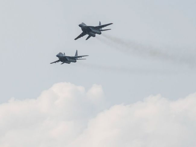 Poľsko poslalo Ukrajine prvé zo sľúbených stíhačiek MiG-29