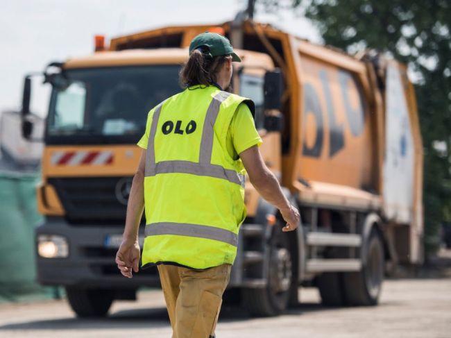 Falošní smetiari od ľudí opäť žiadajú peniaze: Rady, ako podvodníkom nenaletieť