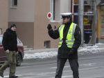 Polícia obvinila Ukrajinca za jazdu pod vplyvom návykovej látky a v zákaze