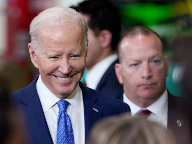 Biden prijal pozvanie od Karola III. na návštevu Spojeného kráľovstva