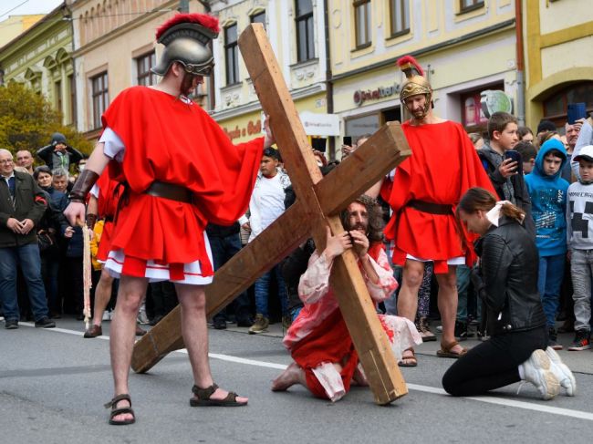 V uliciach Prešova sa konala živá krížová cesta