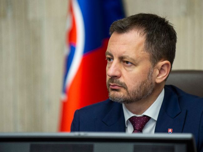 Heger: Na čele uznávanej inštitúcie ako NBS nemôže byť človek vinný z podplácania