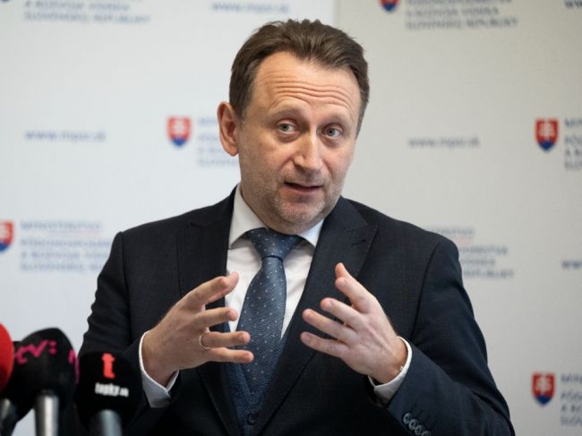 Vláda zakázala dovoz ukrajinských agrokomodít, nie však ich tranzit