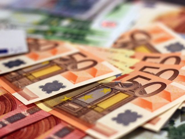 Obce a VÚC získajú 244 miliónov eur do konca apríla. Čo to znamená pre samosprávy?