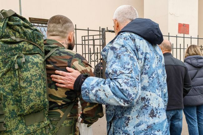 Kremeľ popiera plány na ďalšiu mobilizačnú vlnu napriek správam o povolávacích rozkazoch