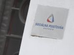 Automatický vstup do druhého piliera sa môže týkať absolventov škôl