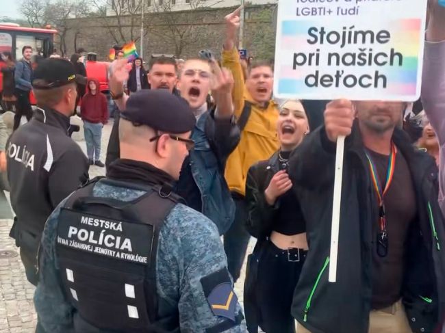 Matovič odmieta, že provokoval LGBTI+ aktivistov na proteste