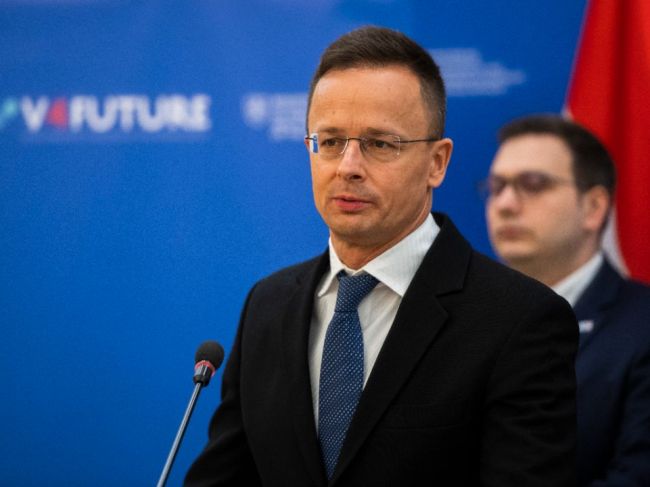 Szijjártó: EÚ dnes potrebuje Srbsko viac, ako Srbsko Úniu