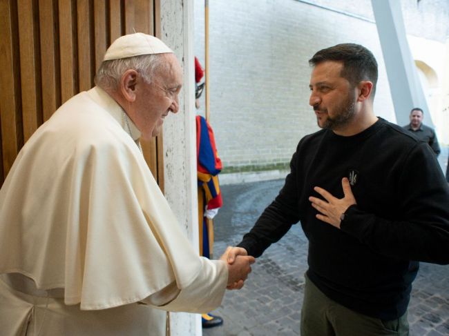 Pápež sa modlil za zmiernenie utrpenia ľudu Ukrajiny