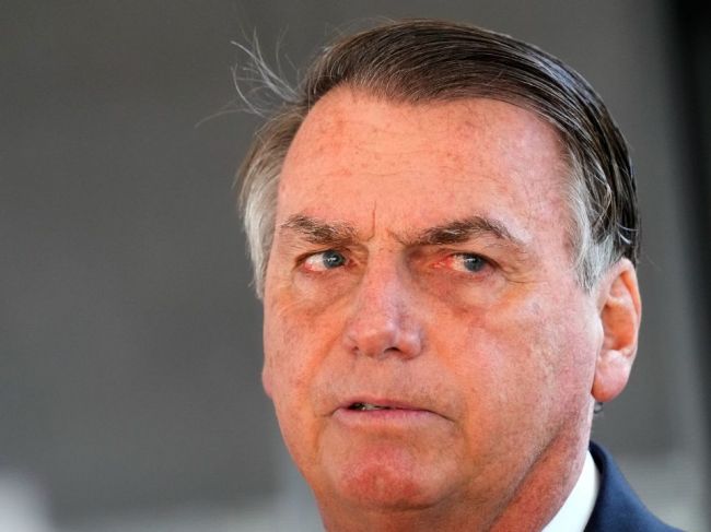 Bolsonaro vypovedal na polícii pre falšovanie očkovacích preukazov