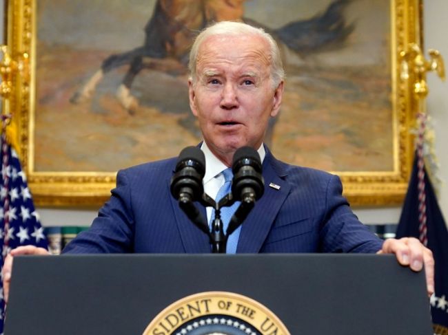 Spojeným štátom hrozí bankrot, Biden chce čo najskôr rokovať s McCarthym