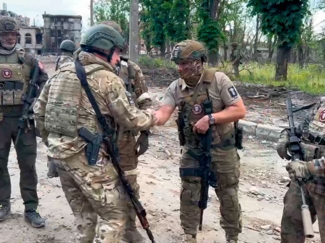 Vagnerovci sú po bojoch o Bachmut značne oslabení, tvrdia experti