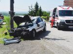 Pri tragickej nehode zahynul 64-ročný vodič. Zišiel z cesty a narazil do stĺpa