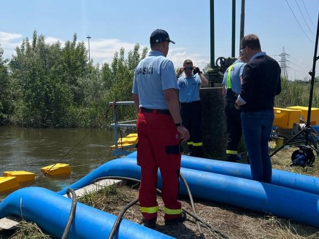 Slovenskí hasiči naďalej pomáhajú v Taliansku s odstraňovaním následkov povodní
